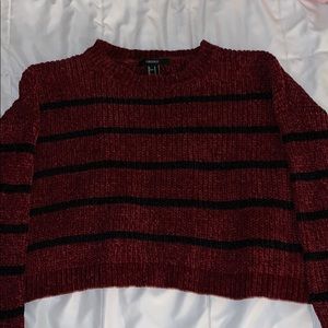 maroon & black stripped cropped shirt